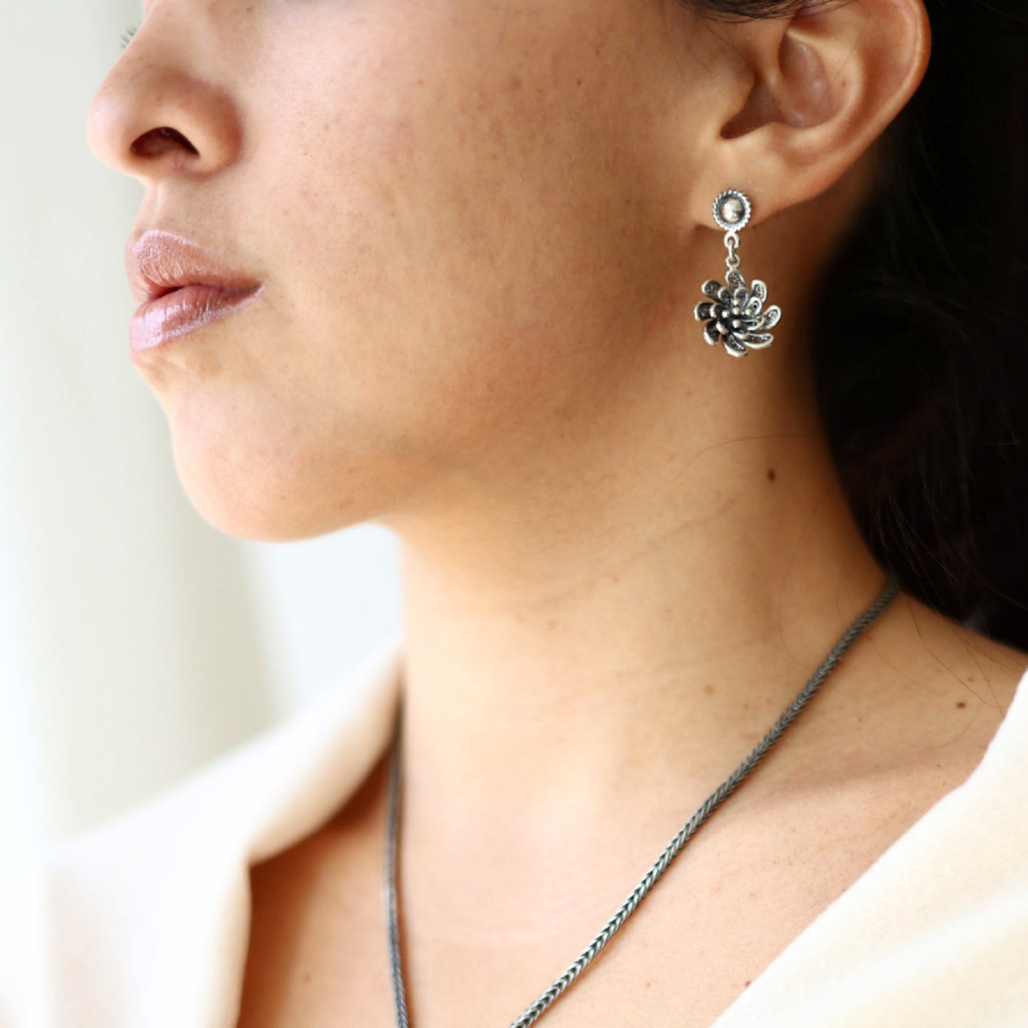 Gardenia earrings